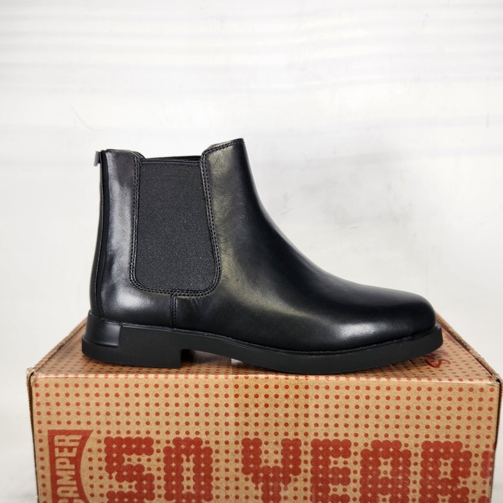 Camper Iman Chelsea Boots Women Size 7 Black Leather Ankle Booties